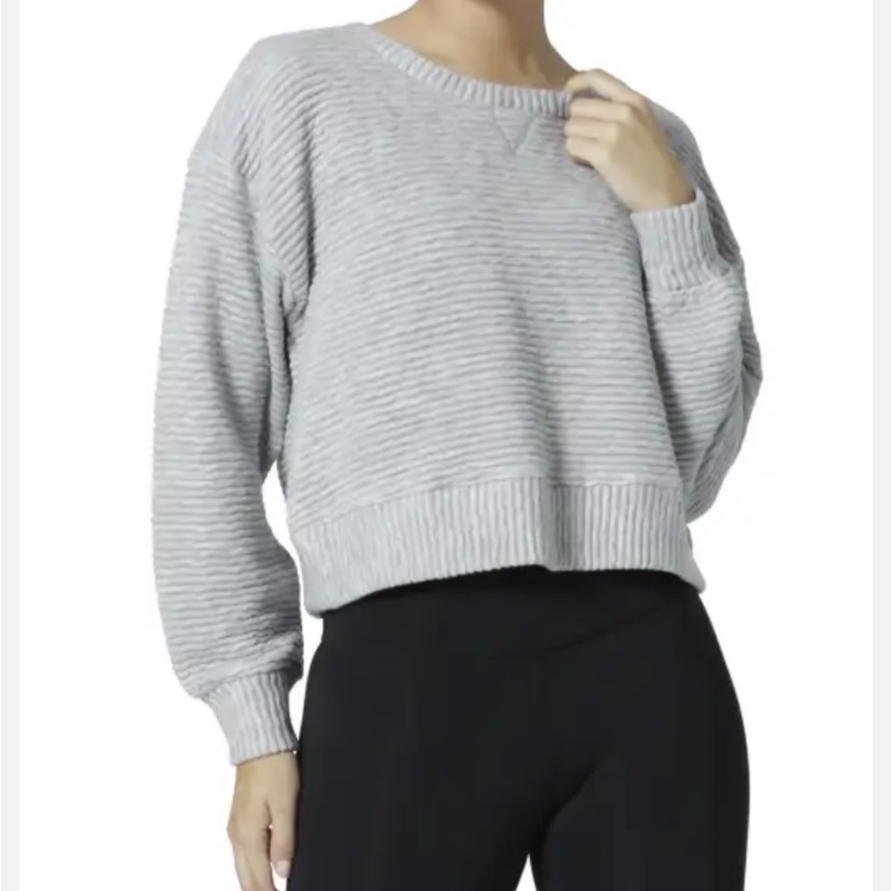 VIMMIA Neiman Marcus  The l Cropped Groove Sweatshirt in Light Gray
